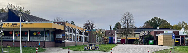 foto van het huidige schoolgebouw
