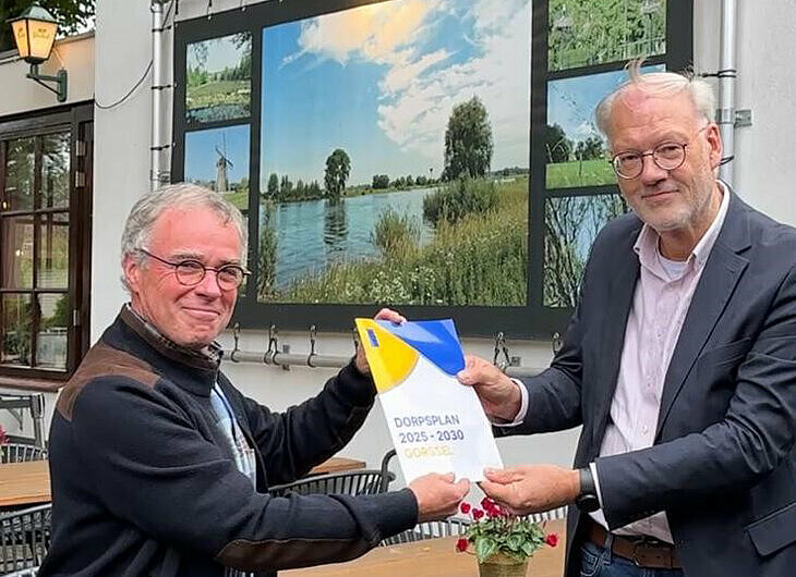 foto van voorzitter en wethouder