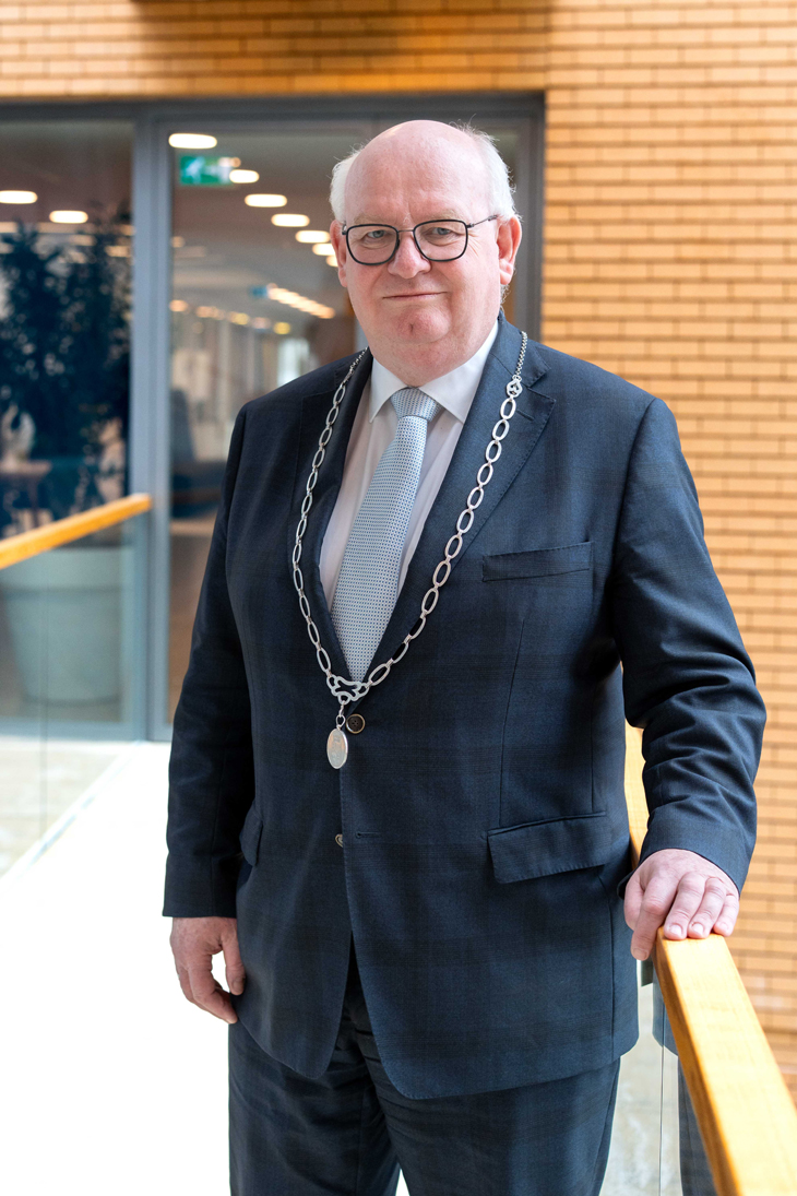 foto van burgemeester Frans Backhuis